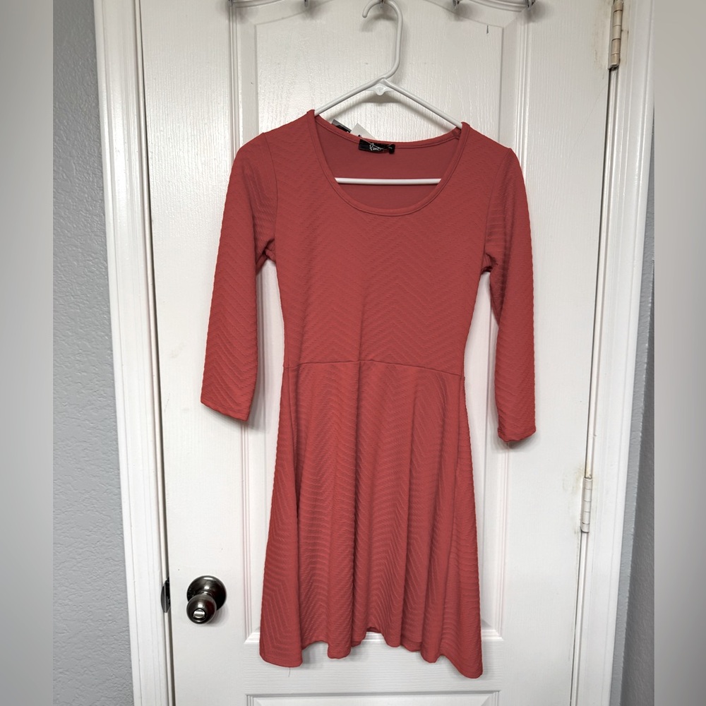 Flowy pink dress